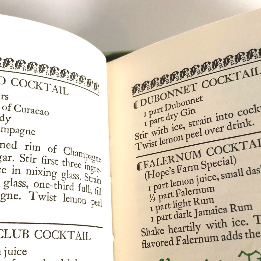 Vintage Holiday Drink Books (2) - Picture 8 of 16